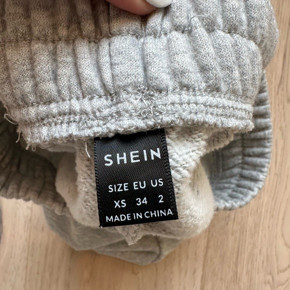 Shein sweat shorts - Picture 3 of 3